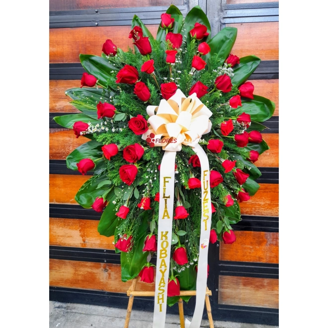 Corona funebre roja en cali