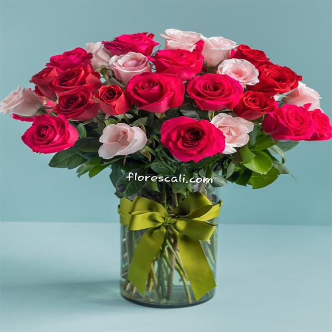 Jarron por 24 Rosas  floristeria en cali sur 