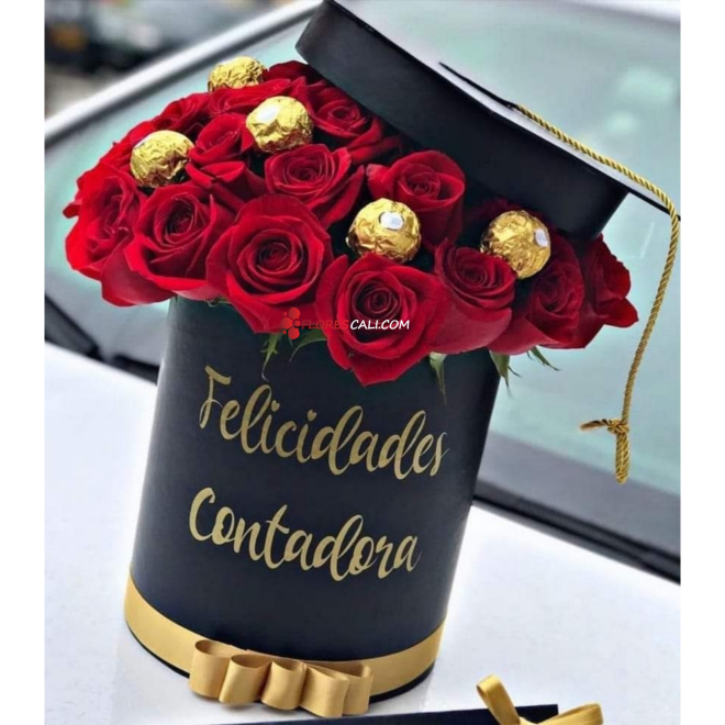 Cilindro rosas rojas y chocolates grado en cali
