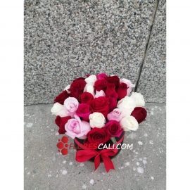 Cubo de rosas cariño flores en cali Dia de la Madre 