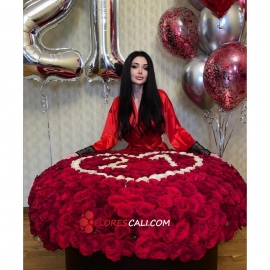 Esplendor de rosas para enamorar a Mama en cali