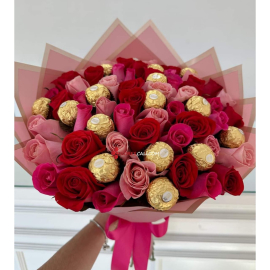 Bouquet buchon de rosas y ferrero en cali