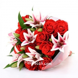 Bouquet de Rosas y Lirios detalle día de la Madre