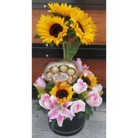 Arreglo alto cilindro de rosas y girasoles en cali