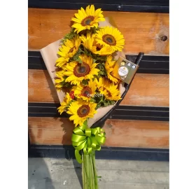 Bouquet escalera de girasoles dia de la madre cali